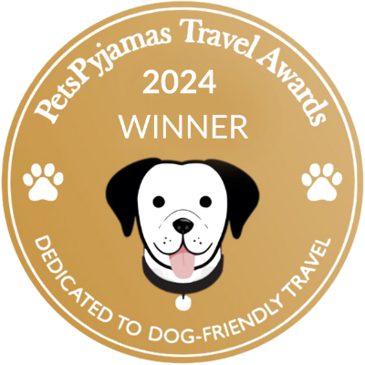 petspyjamas travel award winner logo